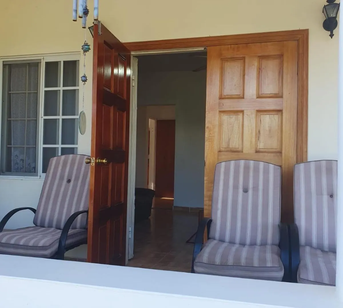 Rosewood Villa مونتيغو باي شقة